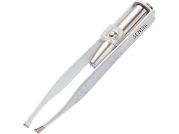 Lighted Eyebrow Tweezers thumbnail