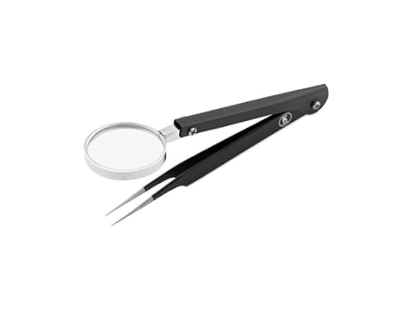 Magnifying Eyebrow Tweezers thumbnail