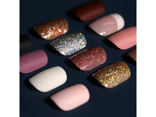 Press-on False Nails Thumbnail