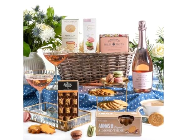 Sparkling Wine & Champagne Hampers Thumbnail
